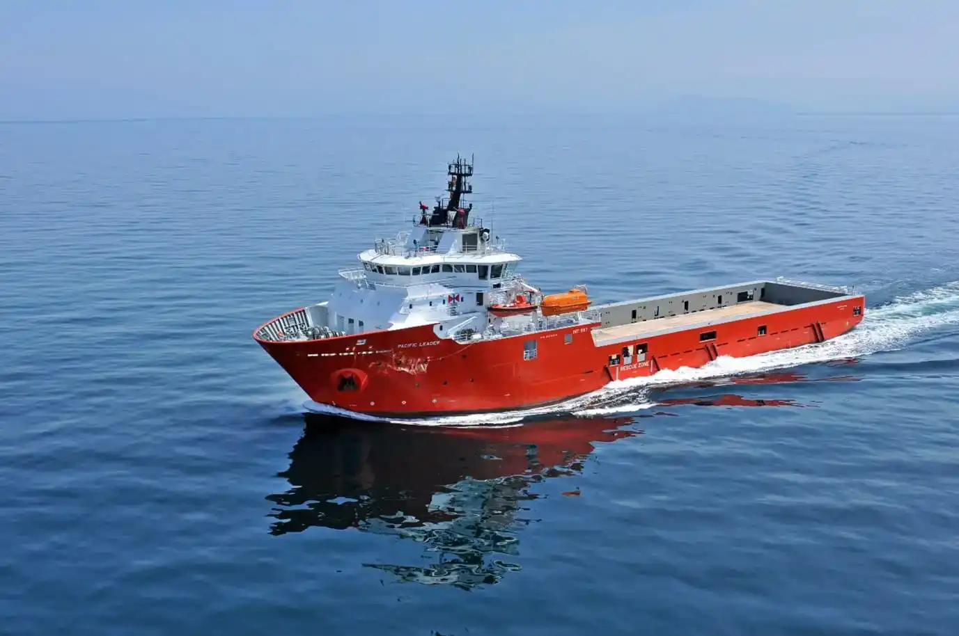 Marine vessel and port operations